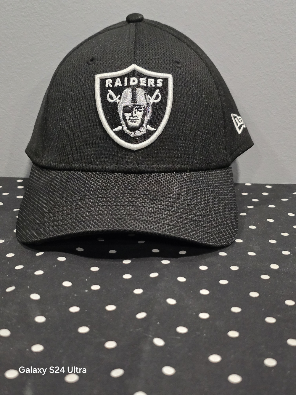 New Era Black Raiders Embroidered Men's Cap